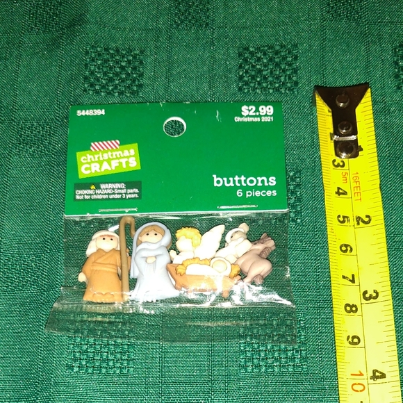 Christmas NATIVITY Shirt Buttons CRAFTS Baby Jesus SEALED Holiday Hobby Lobby - Picture 4 of 5